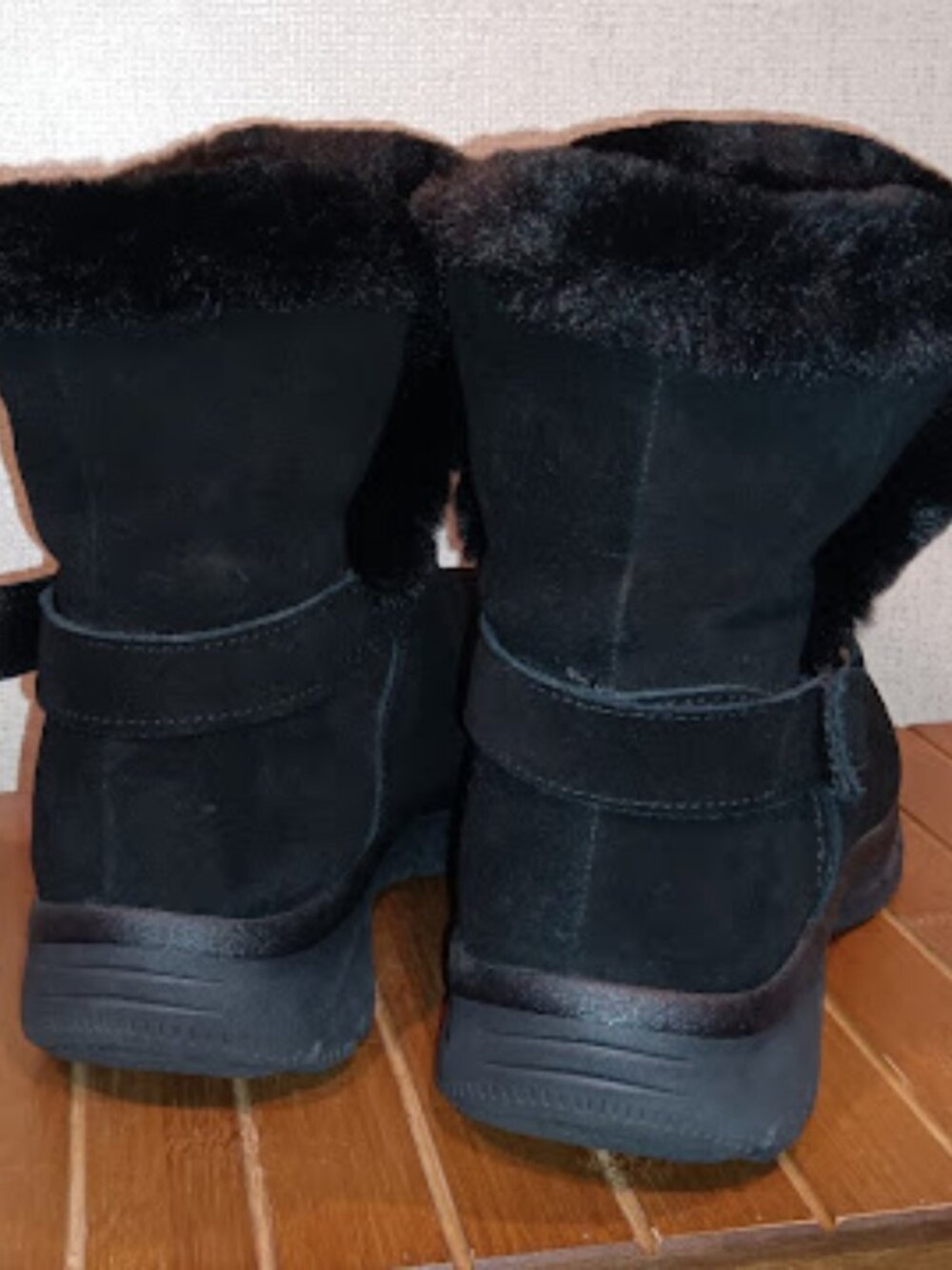 Skechers Slip-ins Boots Women's 11 Black Easy Going Water-Repellent Suede Fur - Picture 3 of 10